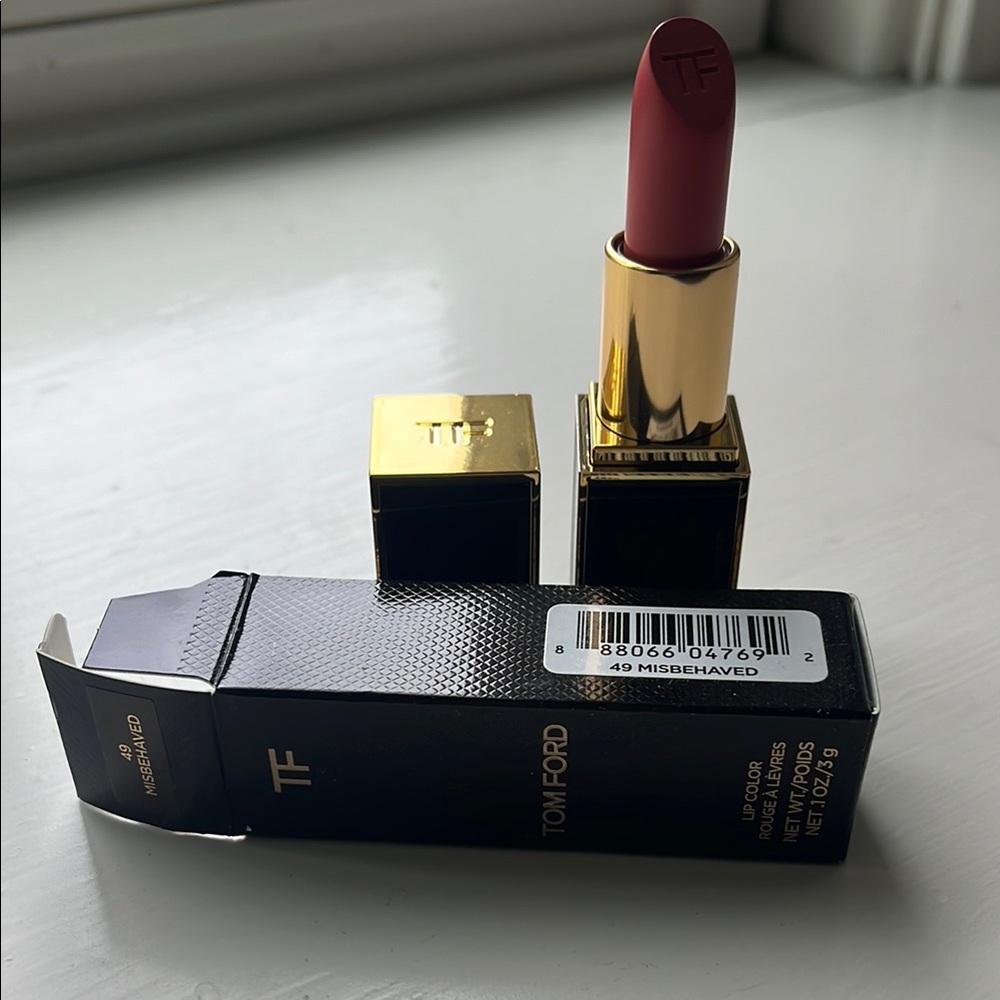 Tom Ford Pink Lipstick Luxurious in Misbehaved